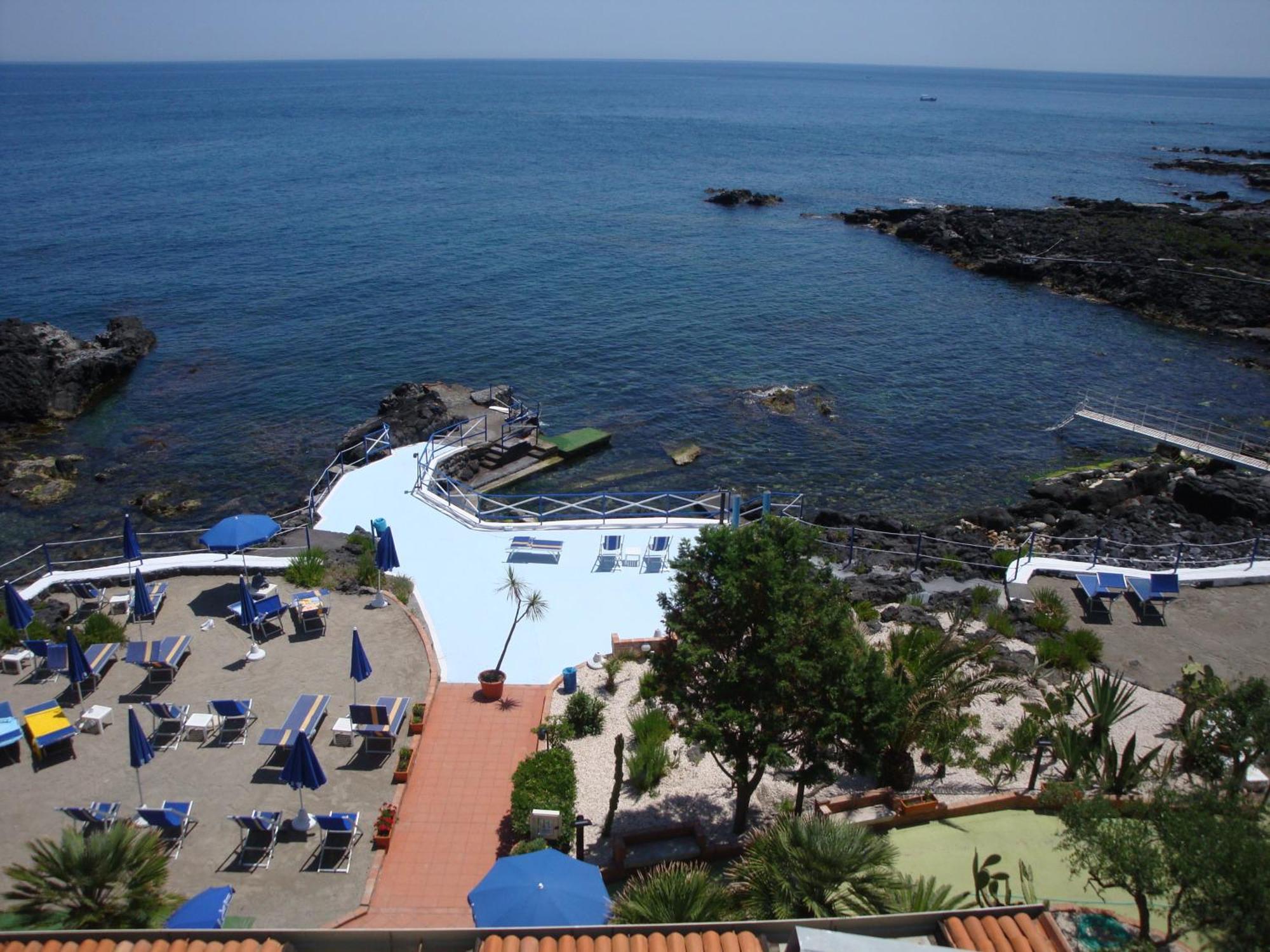 Hotel Nike Giardini Naxos Exterior foto